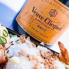 Met de voeten in het water, 440 Euro.