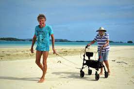 Huub met zijn moeder.